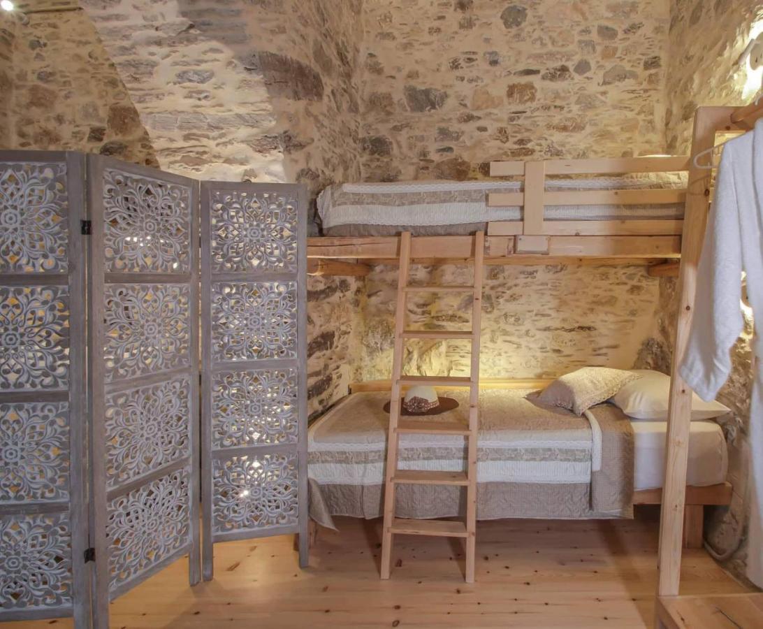 Azura, Traditional Residence In Ano Syros Buitenkant foto