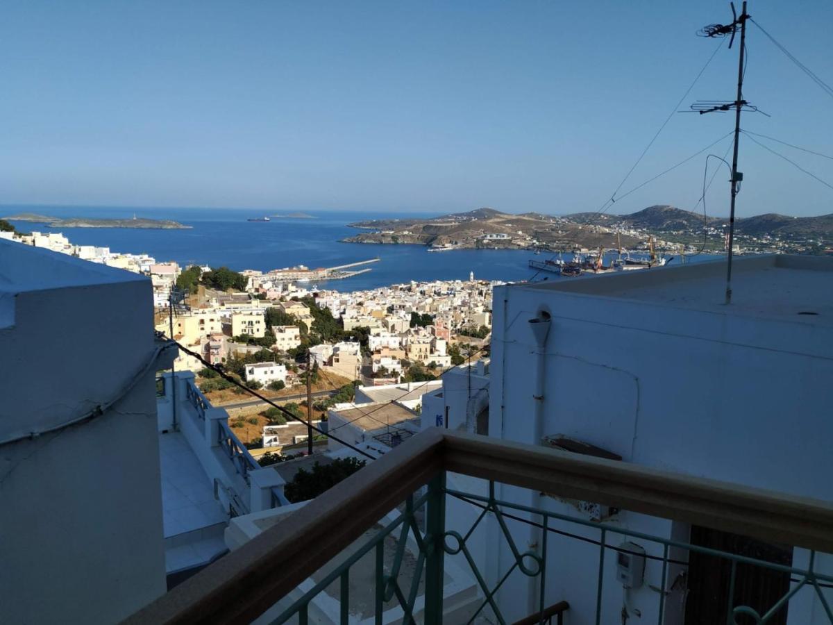 Azura, Traditional Residence In Ano Syros Buitenkant foto
