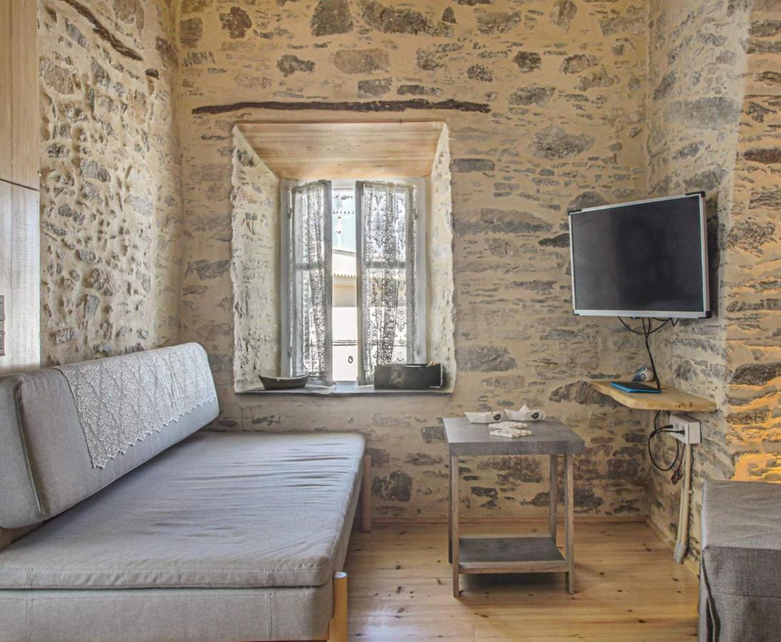 Azura, Traditional Residence In Ano Syros Buitenkant foto